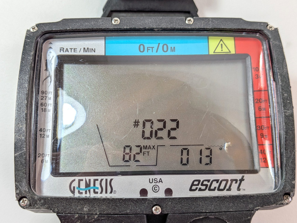 Genesis Escort Wireless / Hoseless Scuba Dive Computer with Manual #8502