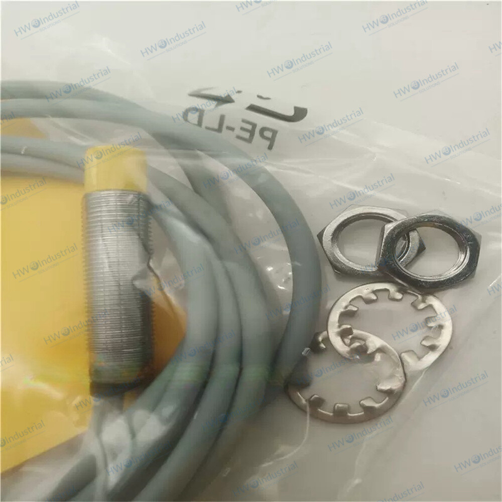 1/Piece Ni8-M12-AD4X New Turck Proximity Switch Sensor