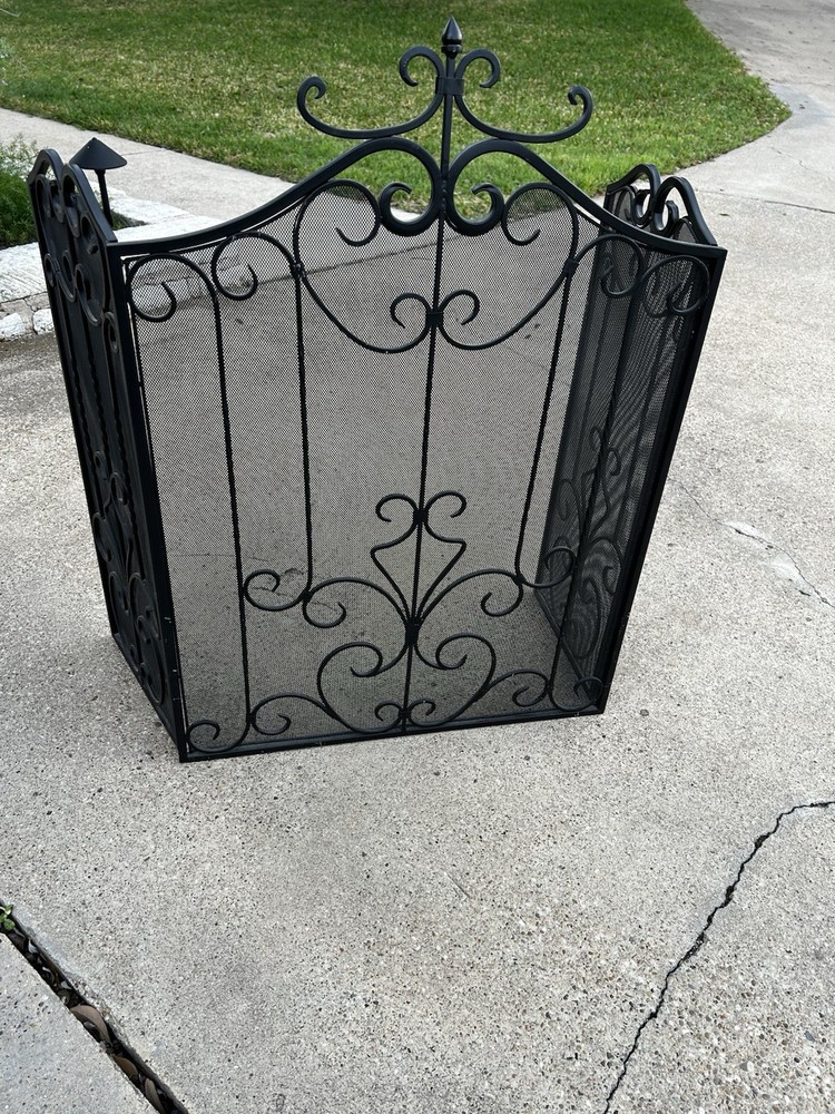 Black metal fireplace screen - Folds Flat - Nice Scrollwork