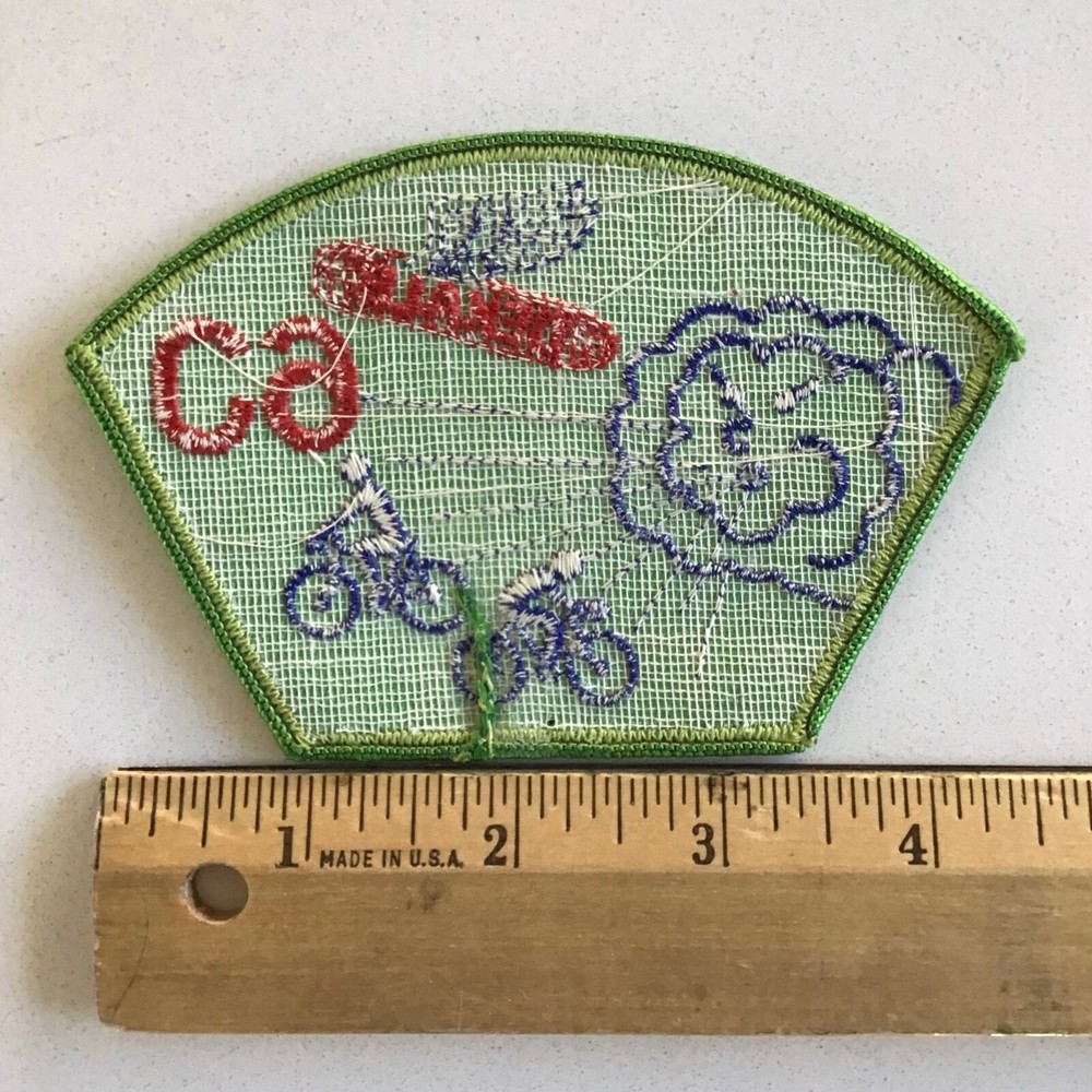 Dekalb 60 Windy Cloud Blowing Anthropomorphic Vintage Cycling Patch