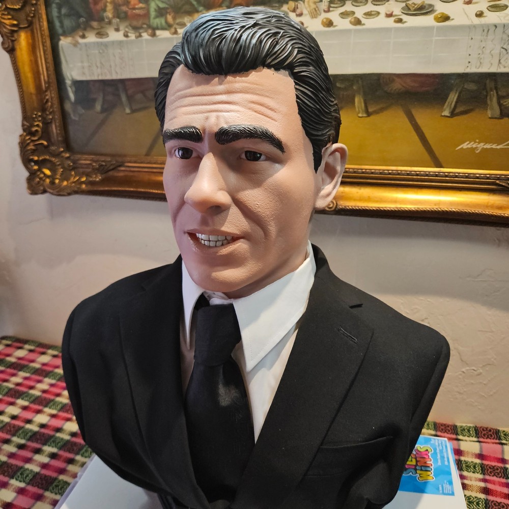 Twighlight zone Rod Serling bust horror sci fi