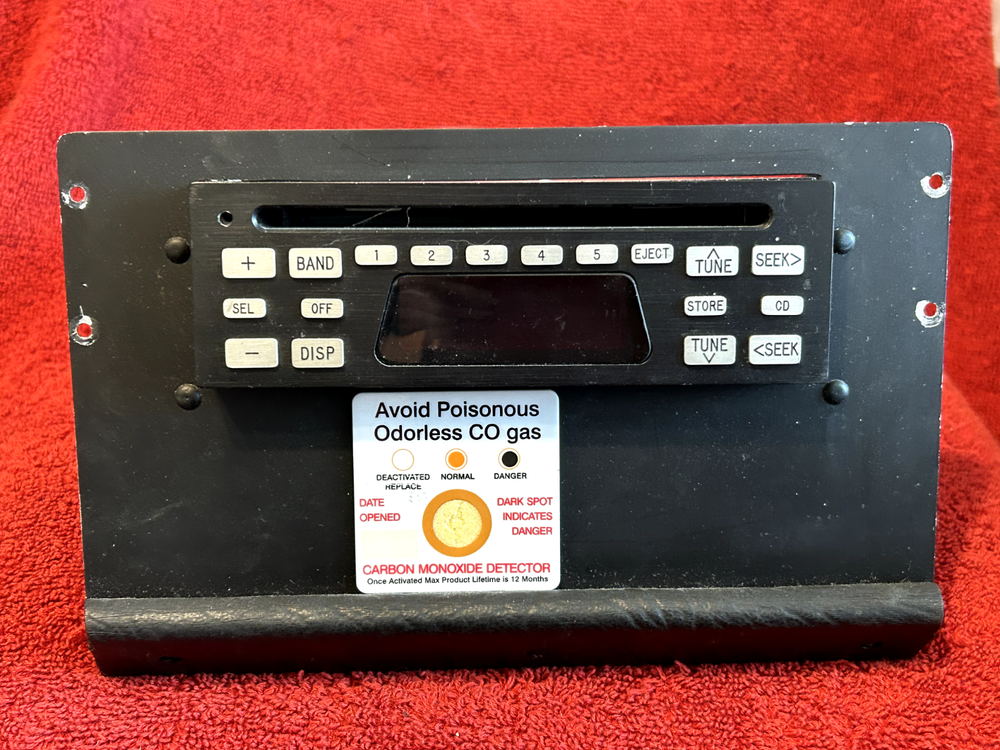 AIRCRAFT CD PLAYER IN MOUNTING PANEL WITH CONNECTOR