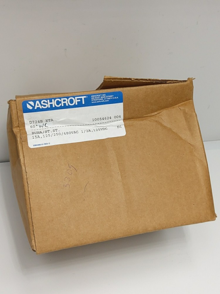 ASHCROFT D724BXTA DIFFERENTIAL PRESSURE SWITCH (NIB)