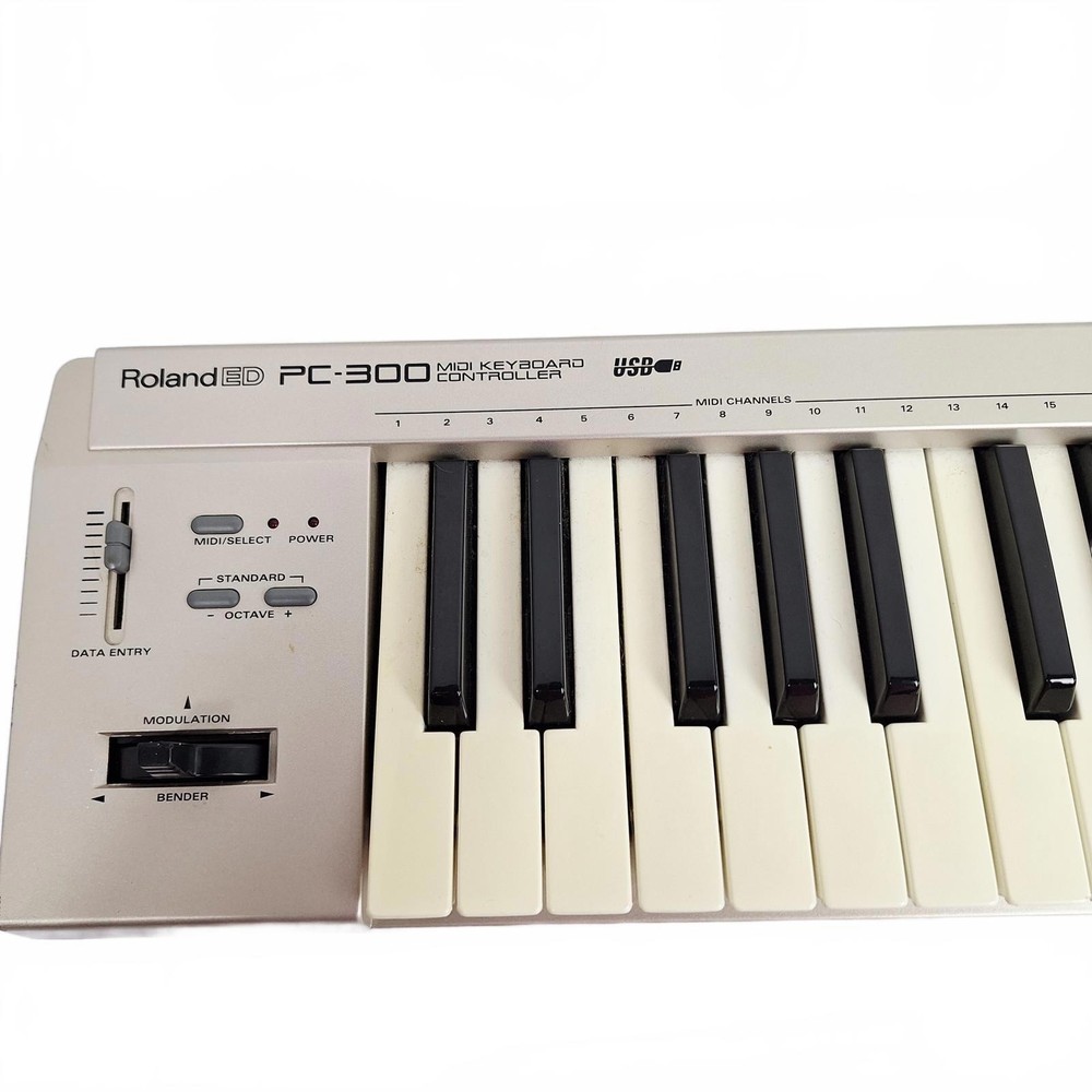 Roland Ed PC-300 USB Midi Electric Keyboard Controller
