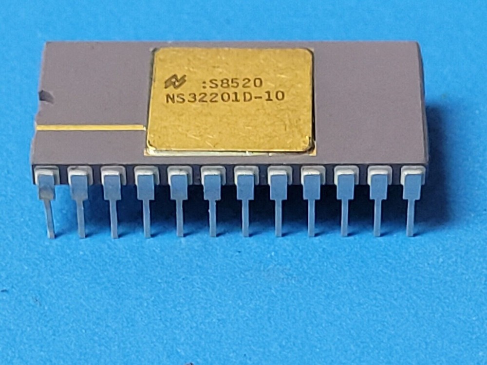 (1 PC) NS32201D-10 NSC Microprocessor Circuit, TTL, CDIP24 GOLD