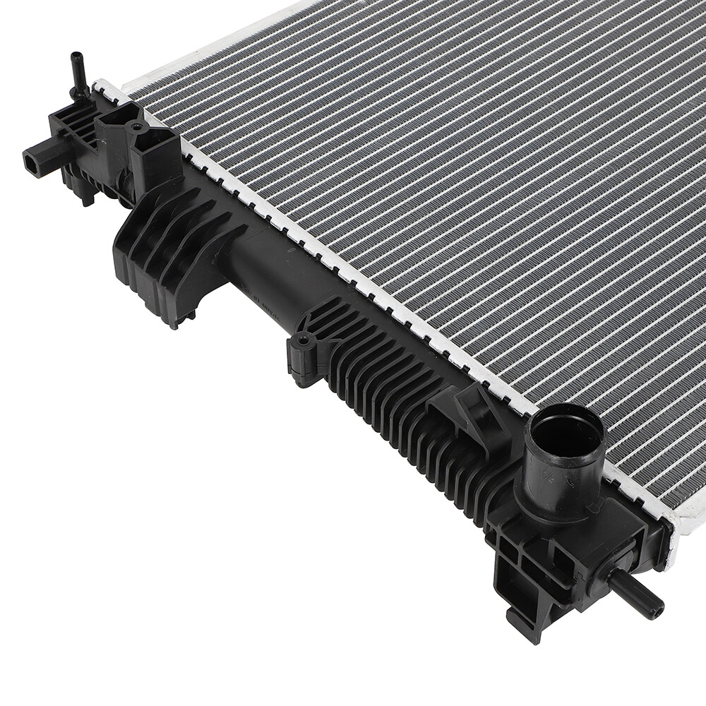 Radiator For 2017 2018 2019 2020-2023 Chrysler Pacifica 20-23 Chrysler Voyager