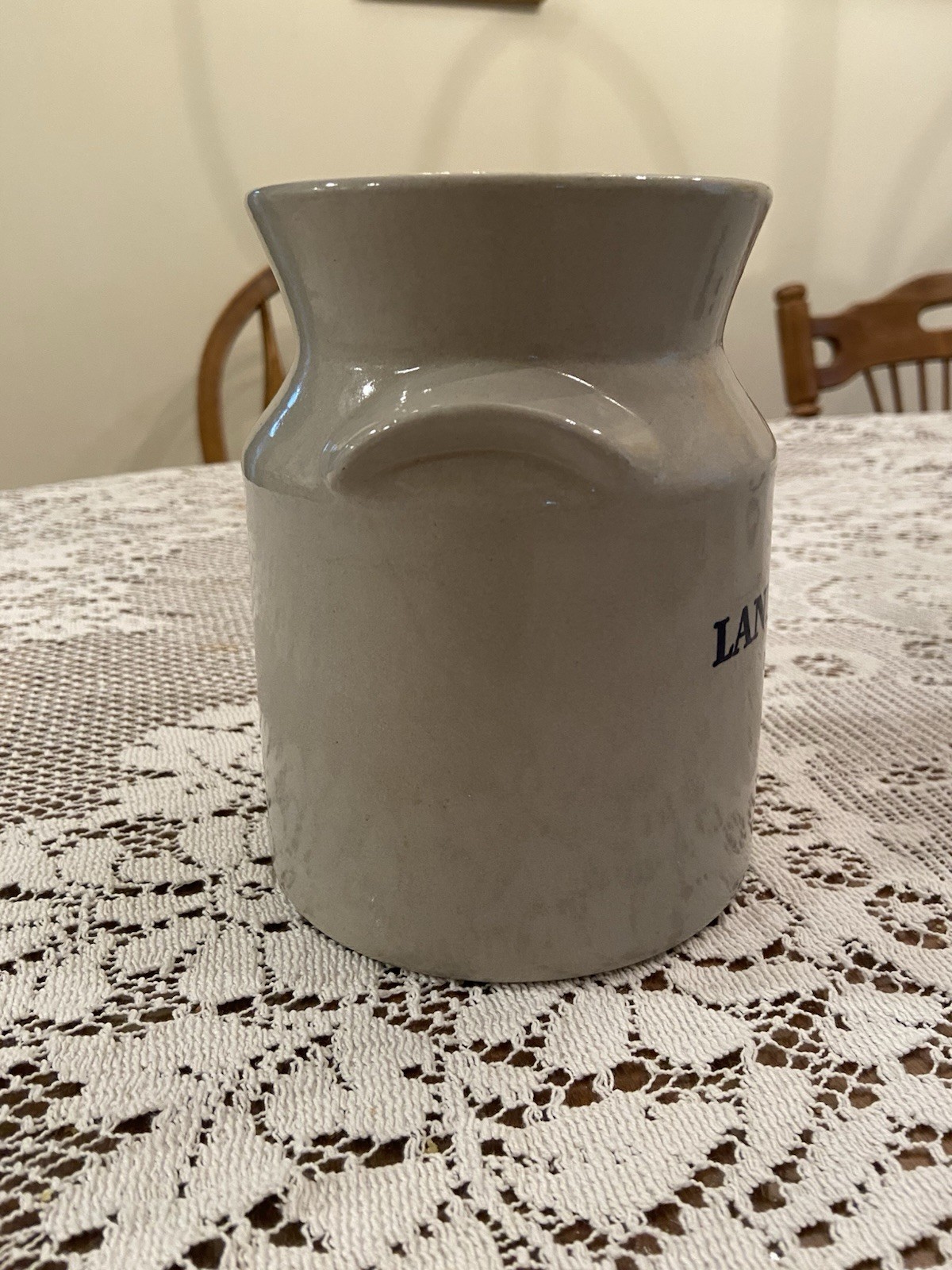 2000 Red Wing Land O Lakes Utensil Crock With Indian Maiden On It #1057/2000