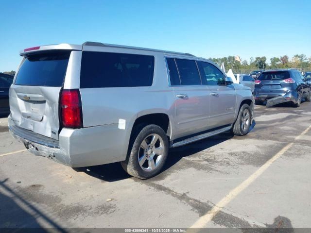 SUBCHEV15 2017 Glove Box 4890056