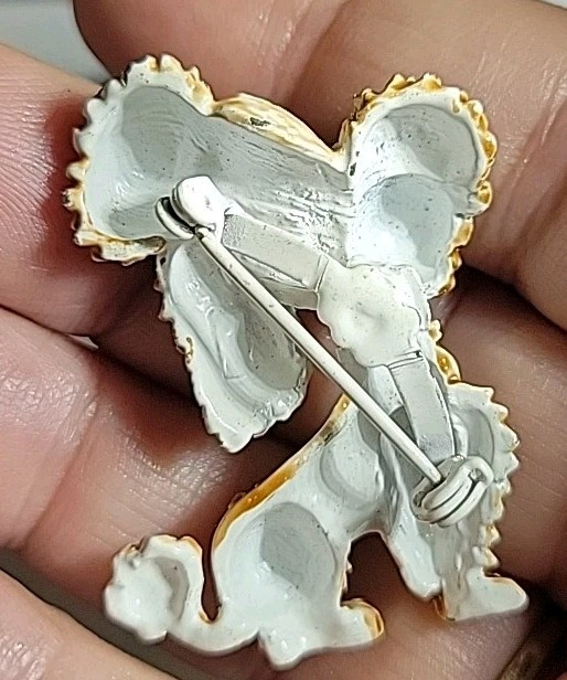 Texured Dog Brooch Tan Color Missing One Stone