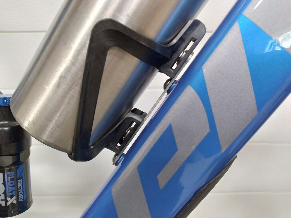 Waterbottle cage position extender, Relocation Clearance Bracket for suspension