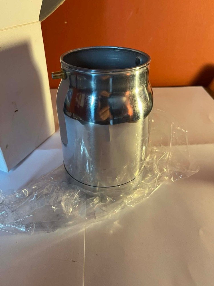 Bedford Precision 1-Quart Siphon Cup