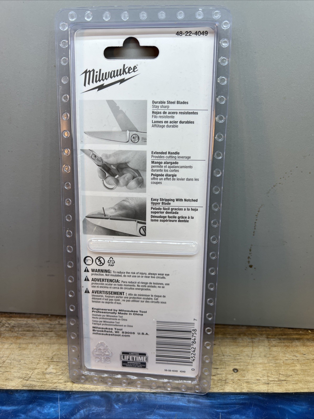 Milwaukee 48-22-4049 Durable Sharp Steel Electrician Scissors w/Extended Handle