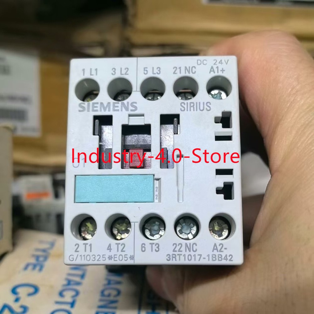 New Siemens 3RT1017-1BB42 Contactor