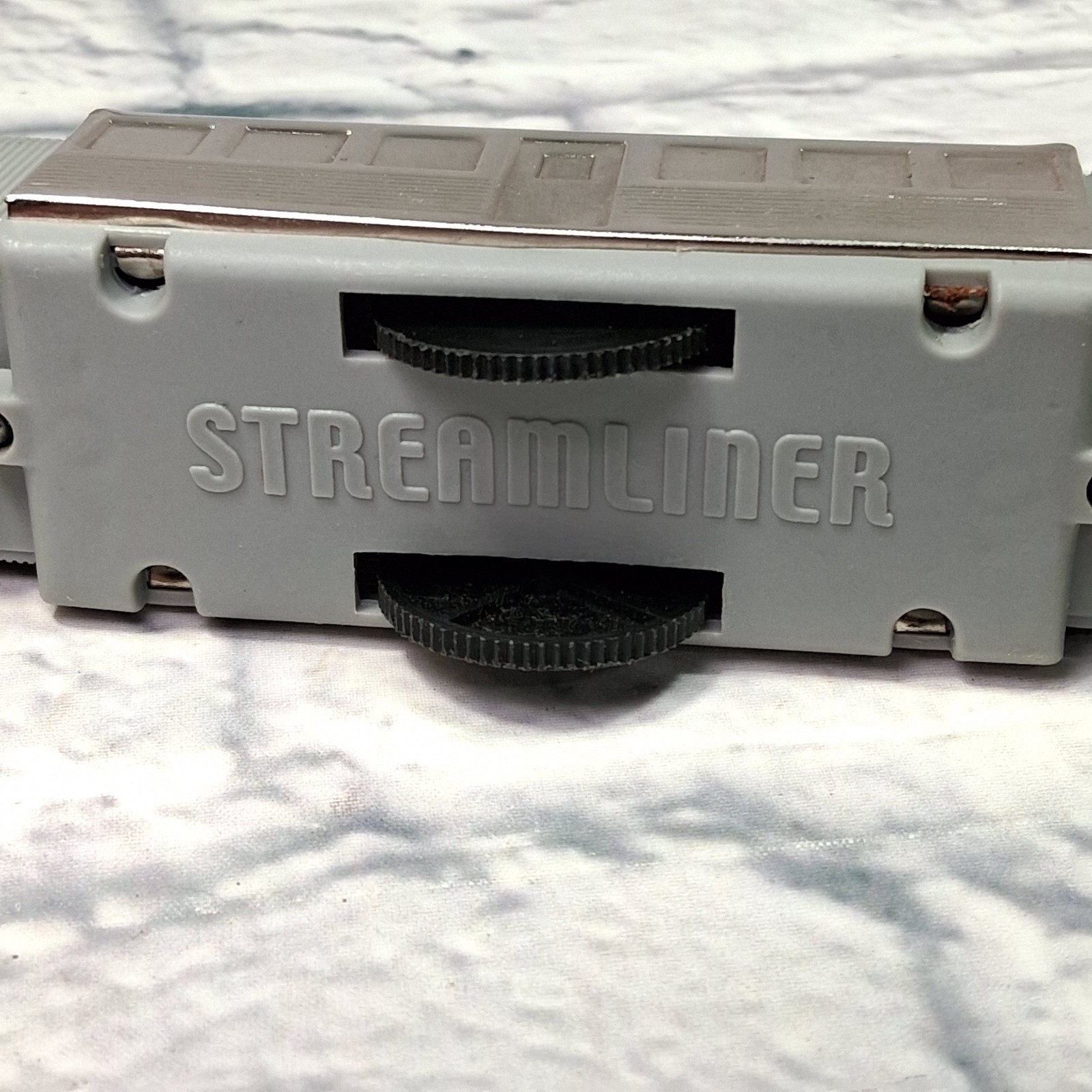 Streamliner Schyling 3-Piece Zephyr Wind Up Mechanical Toy Train NO KEY