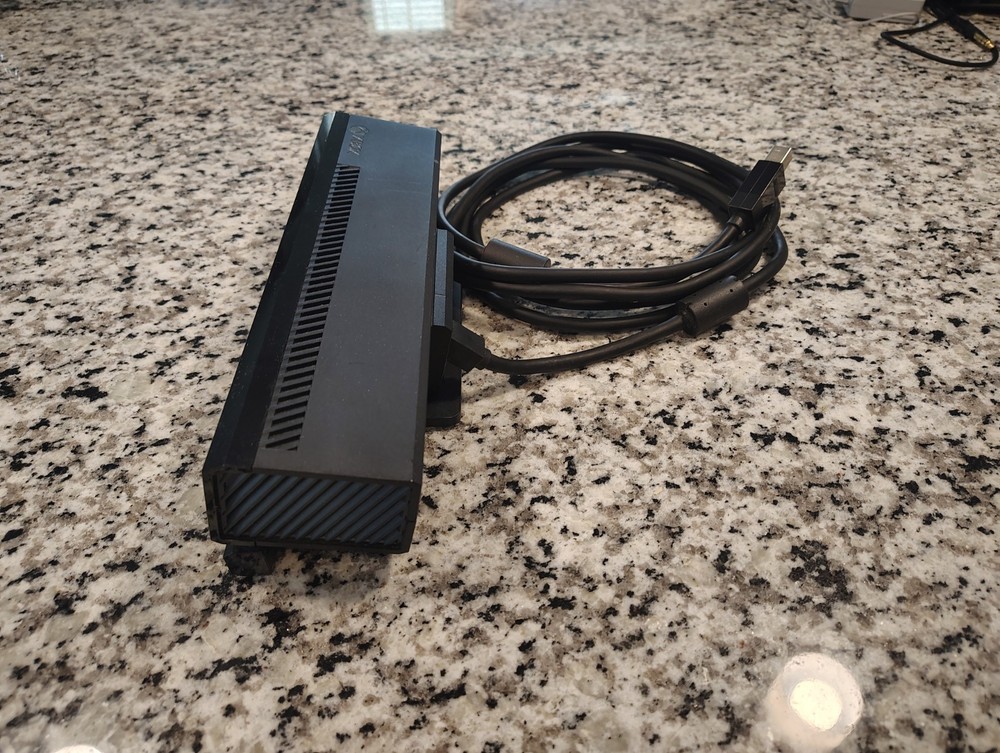 🔥Xbox One Kinect Sensor Bar 1520 Compatible with Xbox One