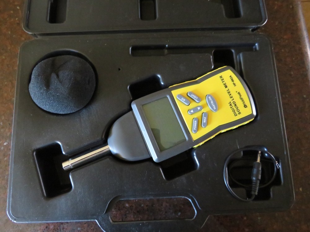 HoldPeak HP 882A Digital Sound Level Meter