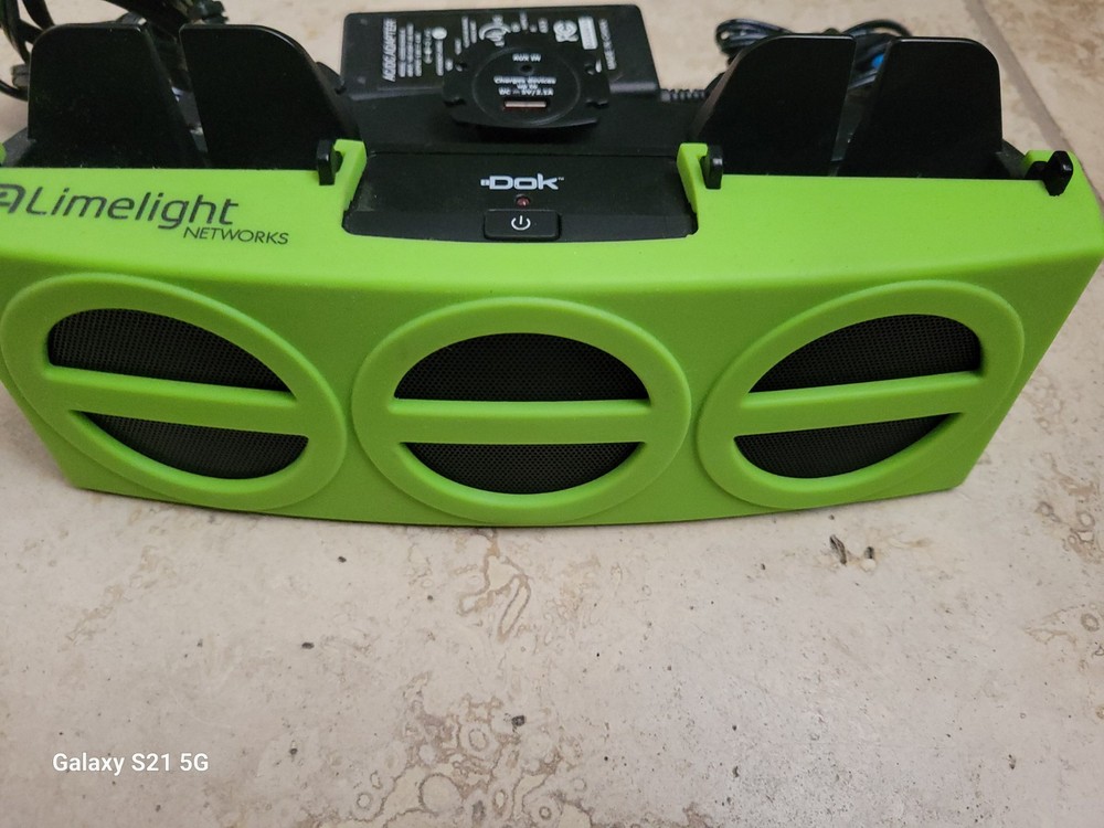 DOK CR22 Universal Multi Charging Speakers