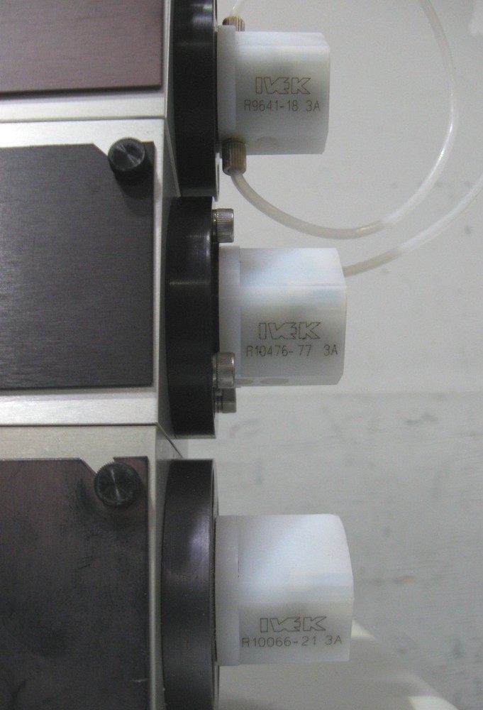 C201562 IVEK Multispense 2000 Liquid Dispensing Sys (3) 40 Pitch Linear Actuator