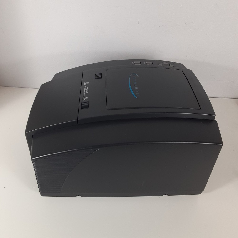 Lightware Viewpoint 100 LCD Projector w Case