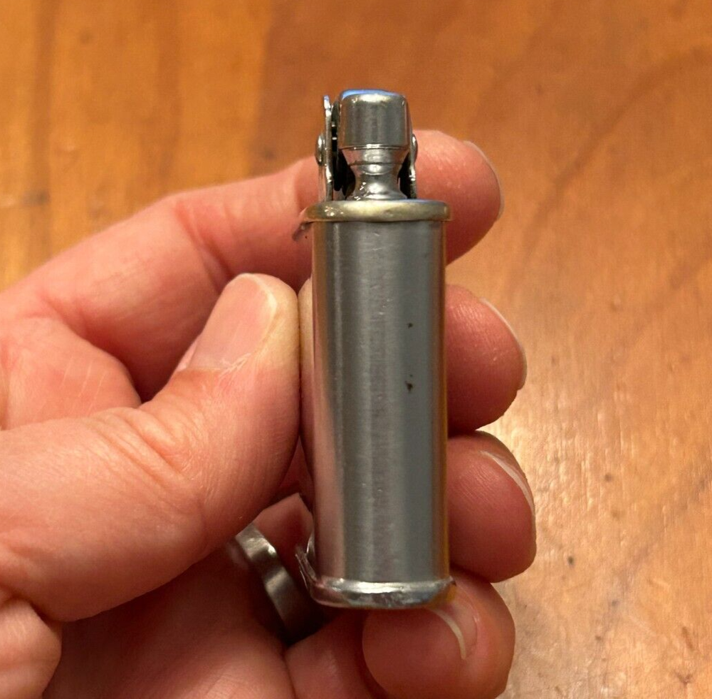 VINTAGE RONSON WHIRLWIND LIGHTER