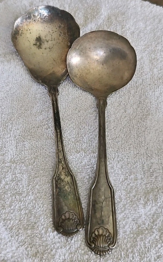 Oneida Community Silverplate SILVER SHELL 2 Piece Hostess Serving Set