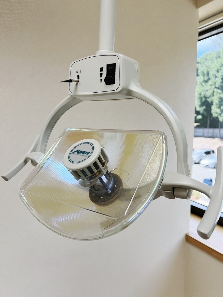 Marus Luxstar CL1000 Ceiling Mount Dental Light