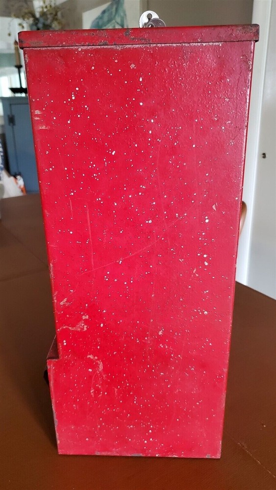 1950's Baseball Graphics Gumball Machine / Arcade Game