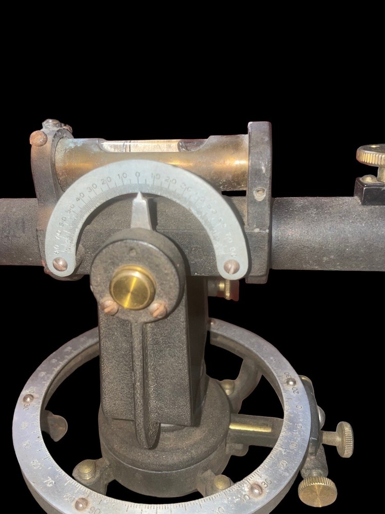 Antique Surveyors’  Level Unbranded