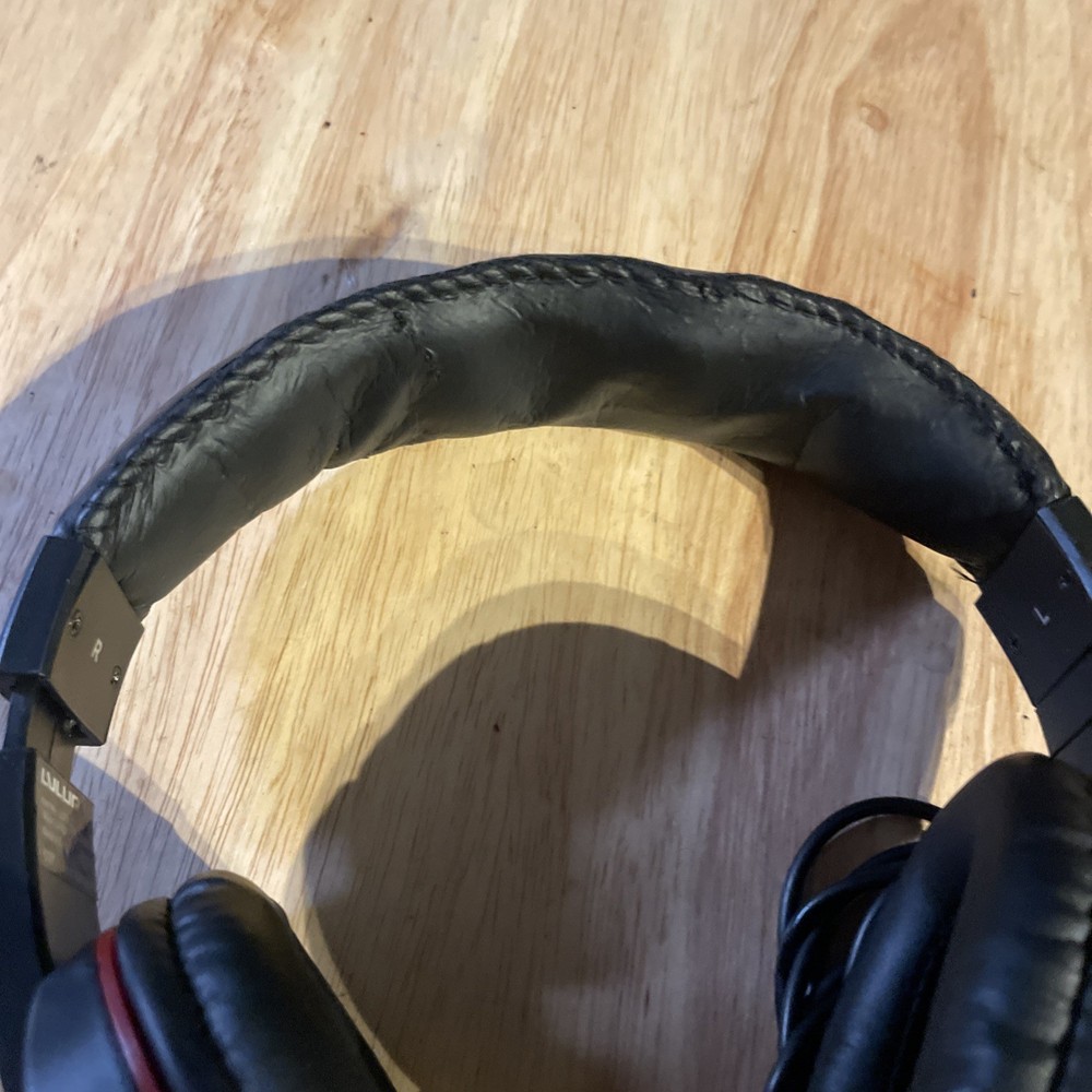 LVLUP Pro Gaming Headset with Foldable Mic Black/RED