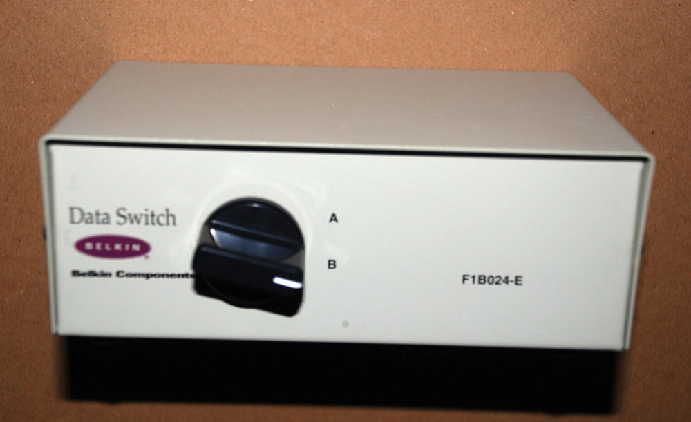 BELKIN Rotary 2 Port Data Transfer Switch F1B024-E Serial Parallel Printer Hub