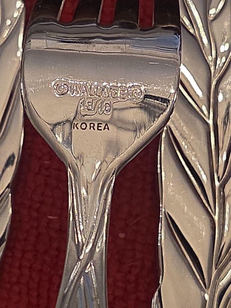 🍴Very Rare Wallace Stainless Flatware Silverware Leaf / Feather Pattern 17pc 👀