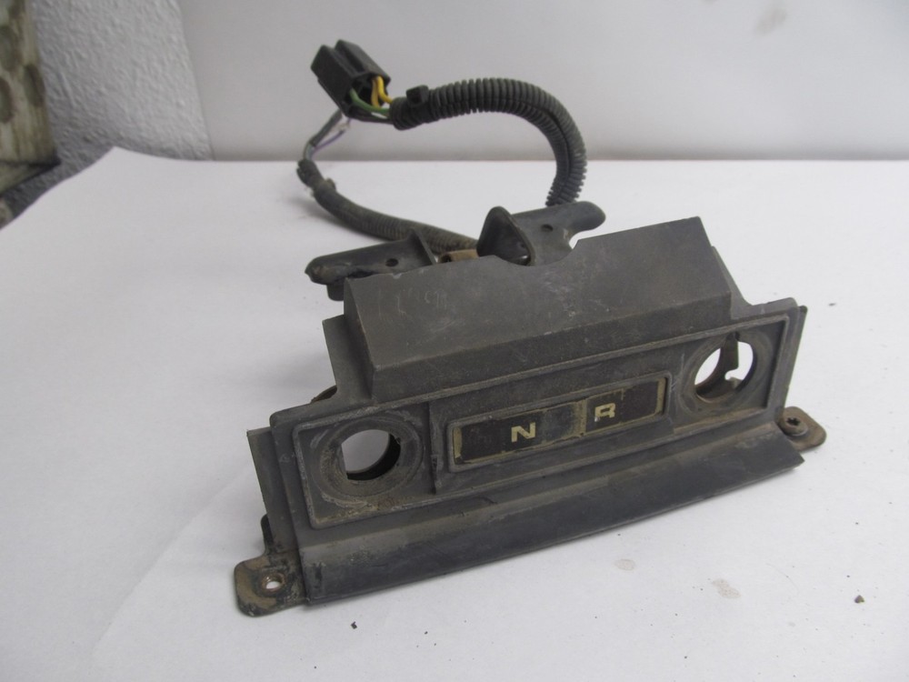 1990 POLARIS 250 TRAIL BOSS INDICATOR LIGHT SUPPORT HEADLIGHT MOUNT BRACKET
