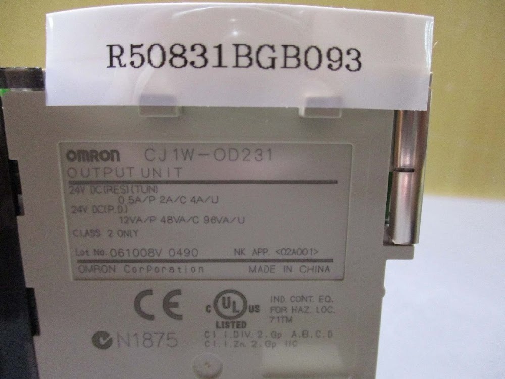 OMRON CJ1W-OD231 Output Unit Module Qty 2 USED #2