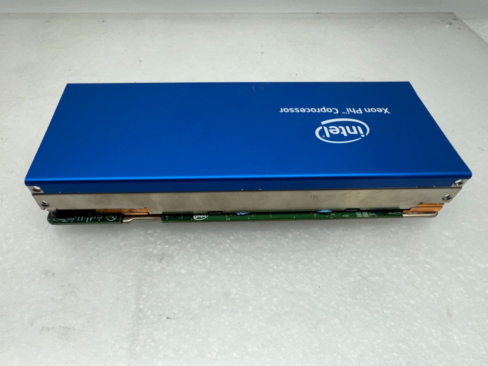 Intel Xeon Phi Coprocessor 7120P 16GB E2M34A 732636-001