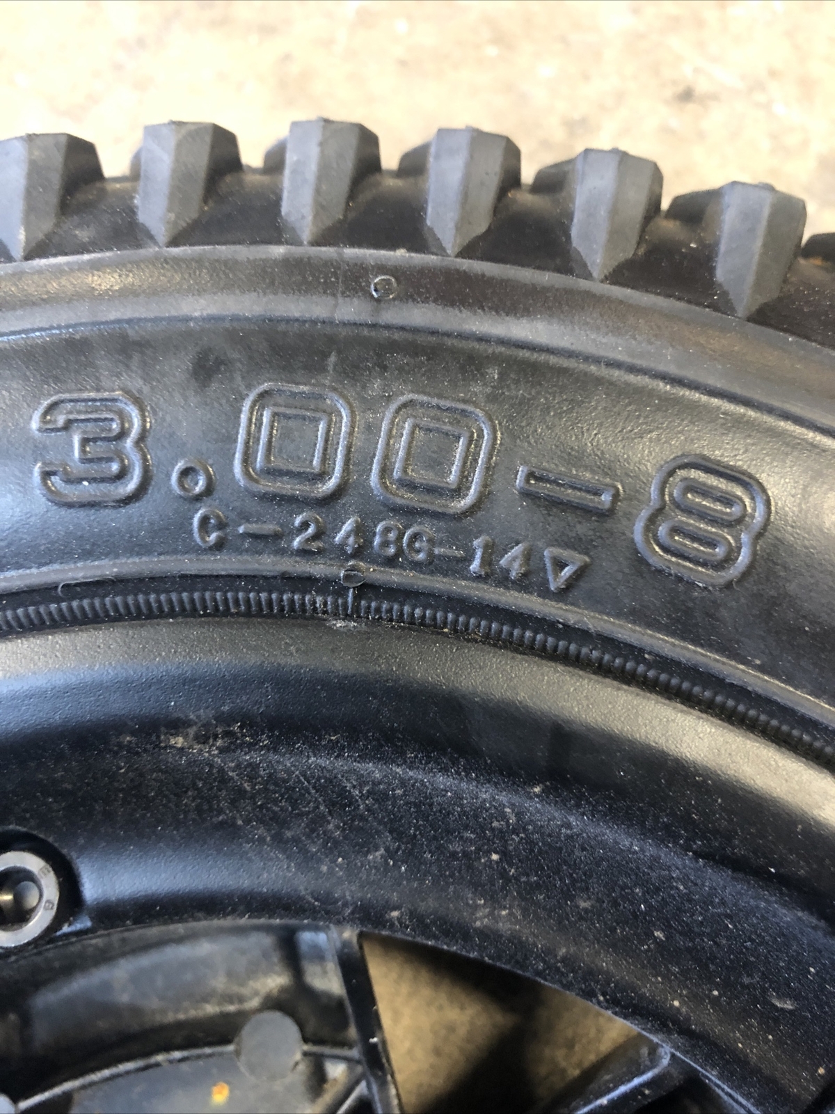 Quantum Q6 Edge 2.0 wheelchair jazzy drive tires & wheels Pr1mo 3.00x8 pride