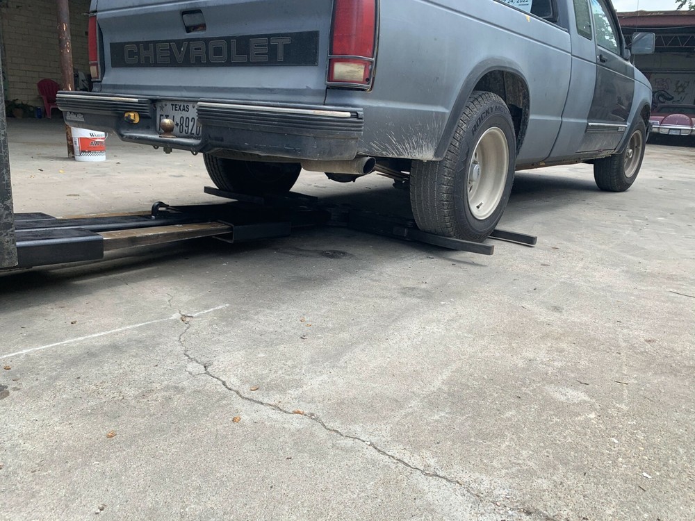 Parking Lot Scorpion Eagle Claw for your Forklift