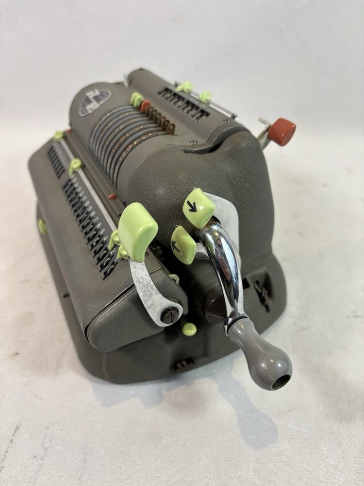 Mechanical Calculator Remington Rand - Model R (Revised)