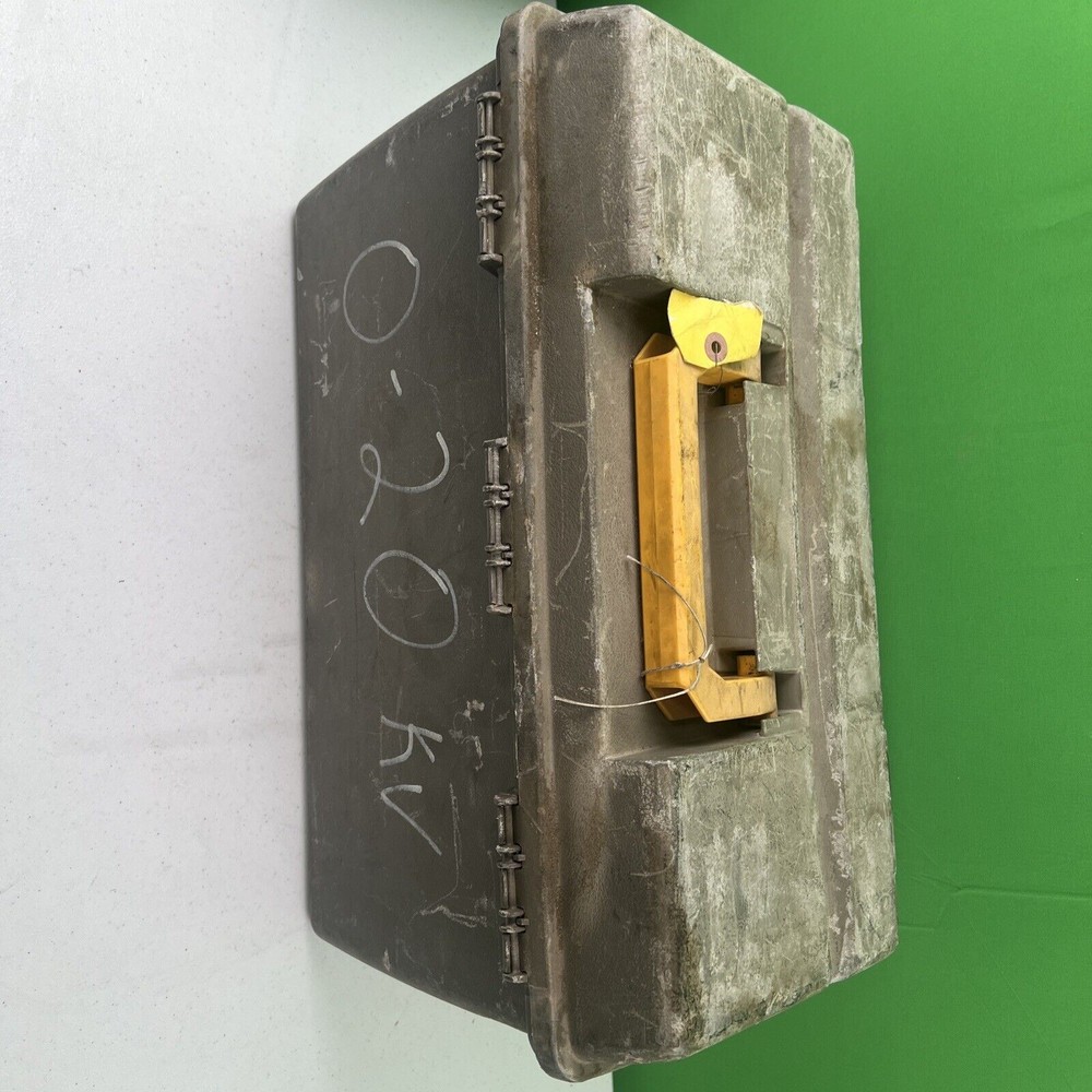 STB Electrical Test Equip. 0-20 KW, With Case