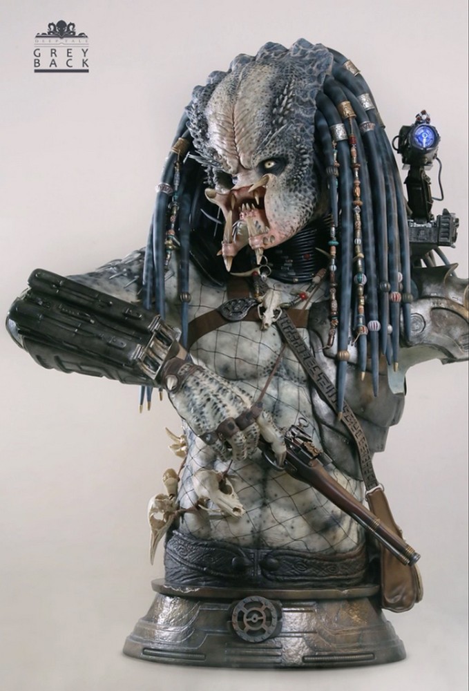 DeepTale Predator 2 Greyback Elder Predator 1/1 Half Body Statue DX Edition