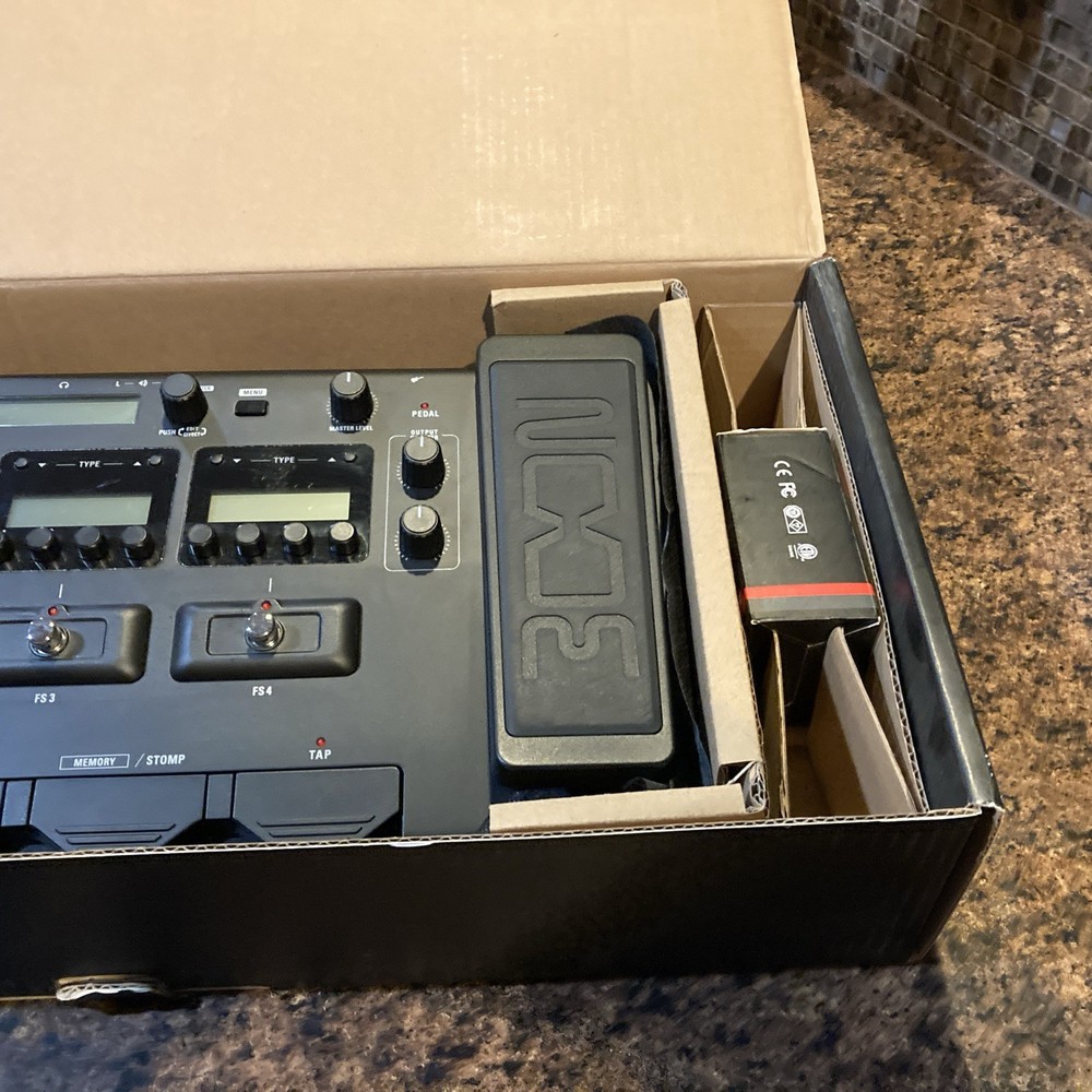 Zoom G5n Multi Effects Processor Effect Guitar FX Pedal EXCELLENT