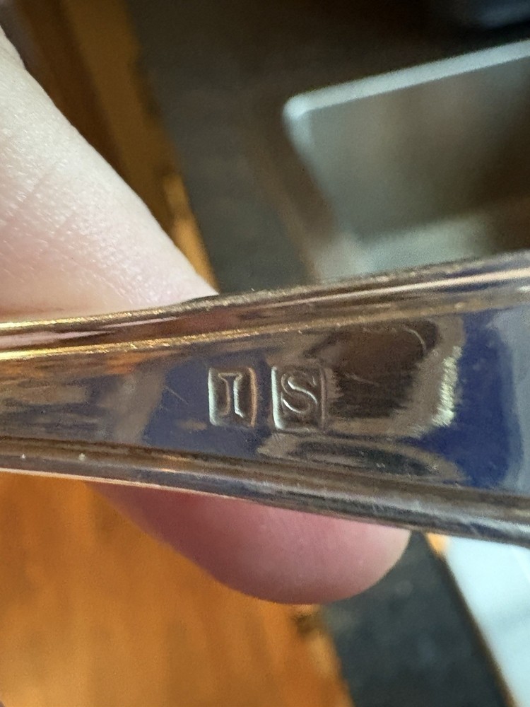 WM. ROGERS IS 1959 'MOONLIGHT' 45 PIECE FLATWARE SET