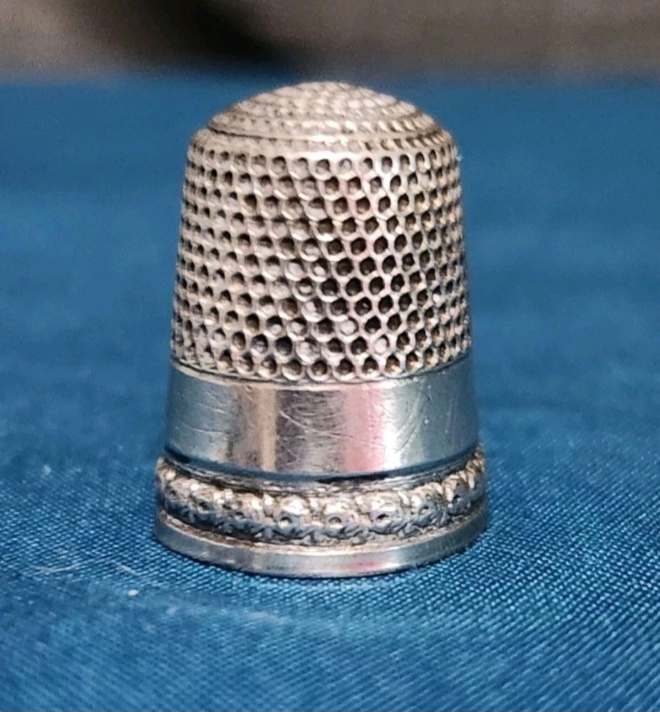Antique Sterling Silver Thimble Size 7 (Unknown Marker Mark)