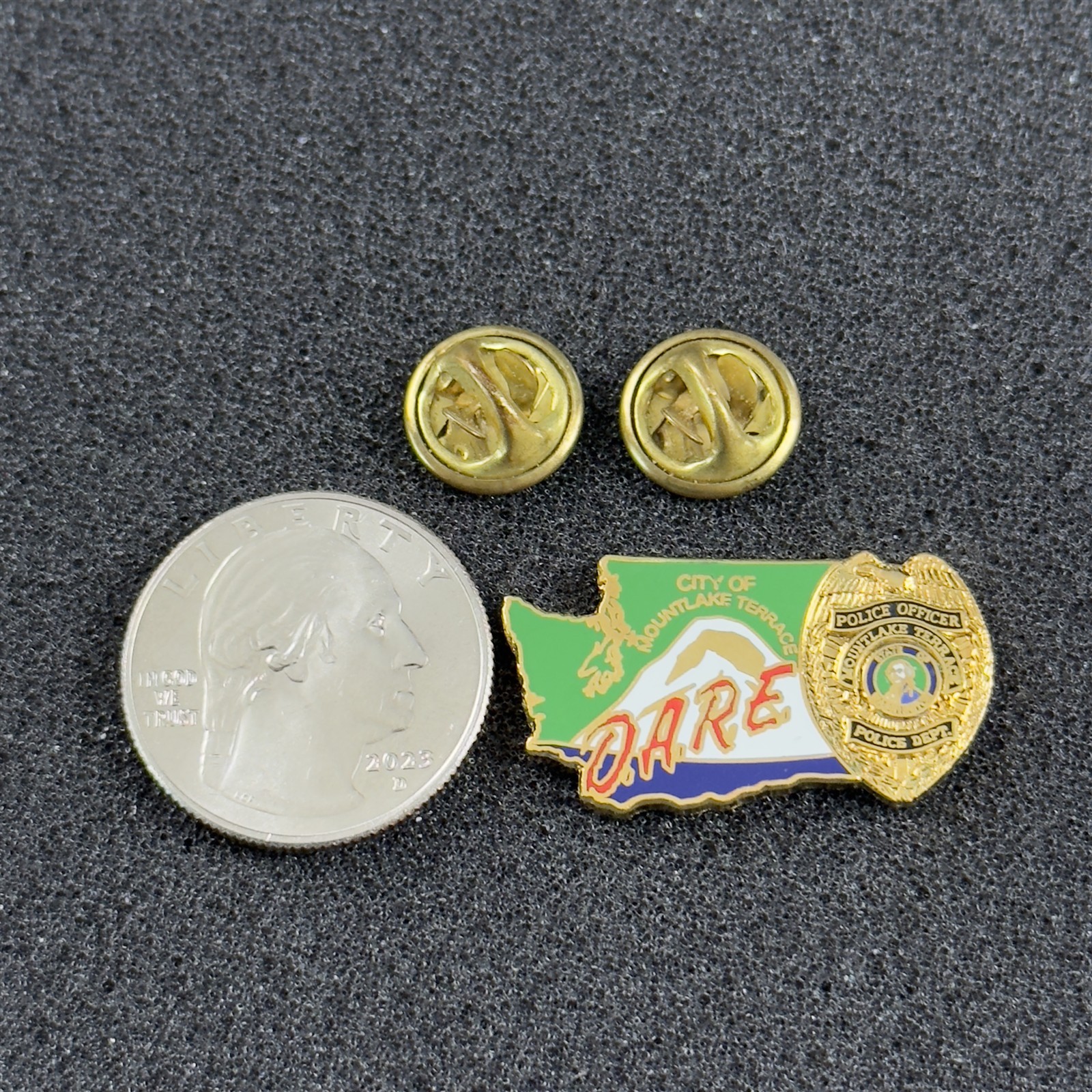 City Of Mountlake Terrace Washington D.A.R.E Police Program Pin Pinback #51574