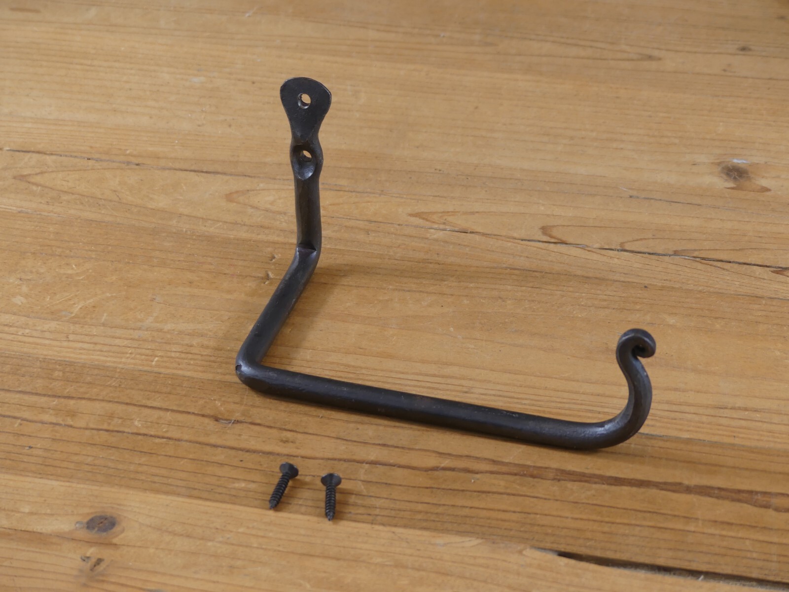 Hand Forged Toilet Paper Holder Wrought Iron Black Bathroom Wall Mount Simple