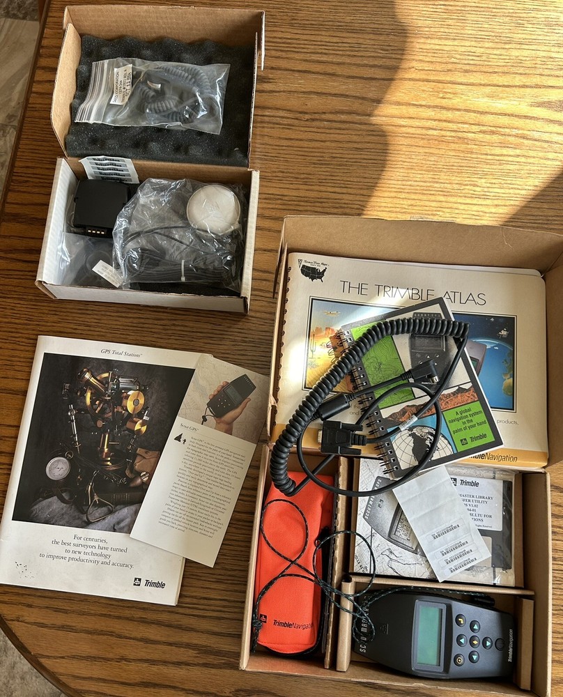 Trimble SCOUT GPS Global Navigation System Complete Kit New Scoutmaster 17737-05