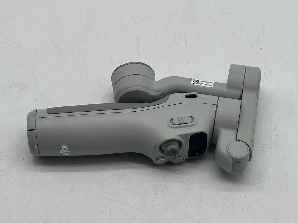 DJI Osmo Mobile 7 Gimbal Stabilizer