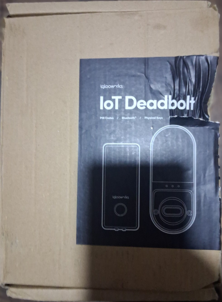 iglooworks IoT Deadbolt Smart Lock Bluetooth PIN Codes Physical Keys Black