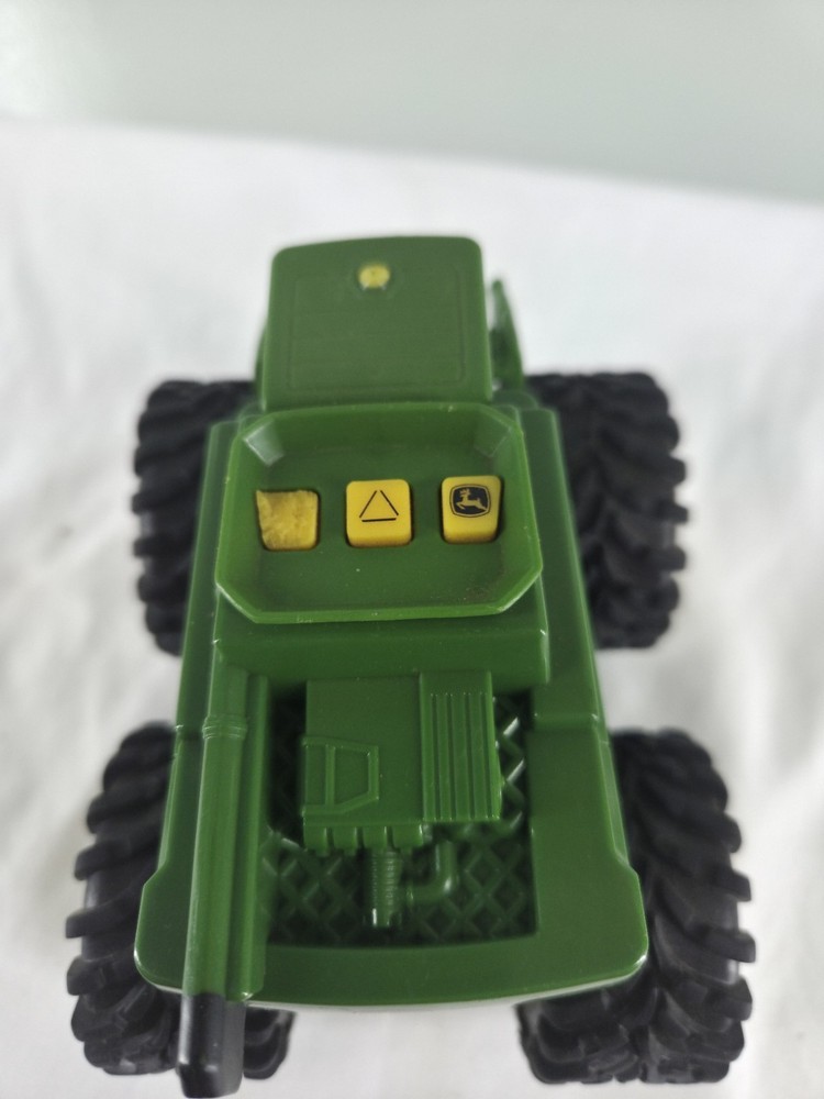 2 John Deere Toys