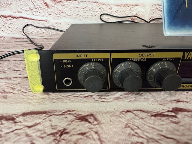 YAMAHA FX770 Multi Effects Processor Rack Unit for Guitar fast ship From japan