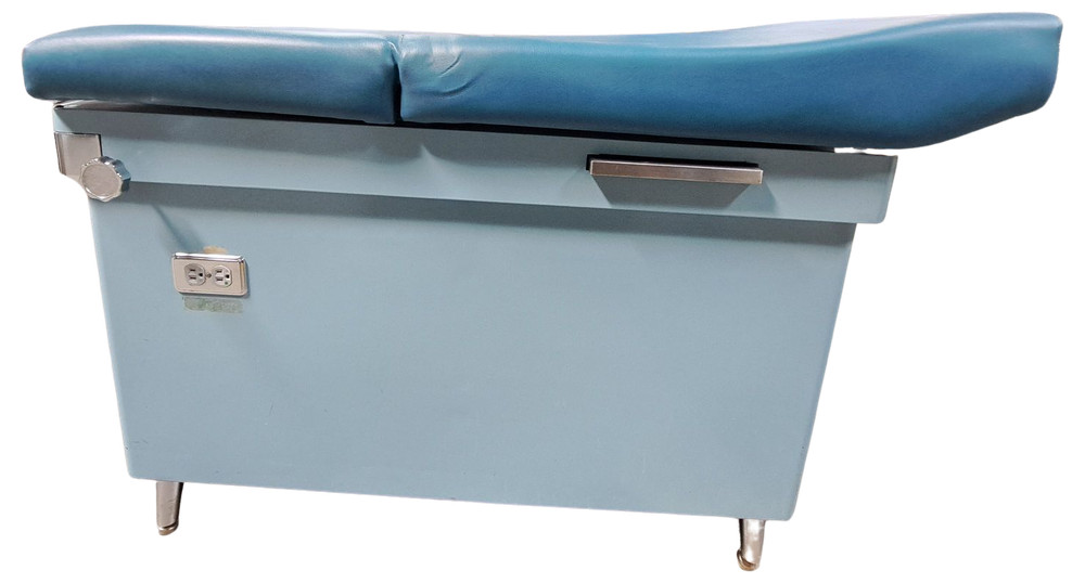EXAMINATION TABLE WITH CABINETS
